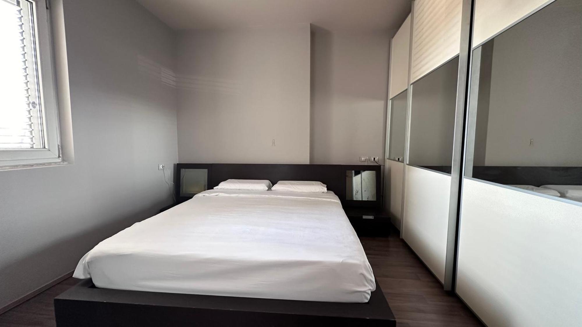 Cozynest Apartments Тирана Экстерьер фото